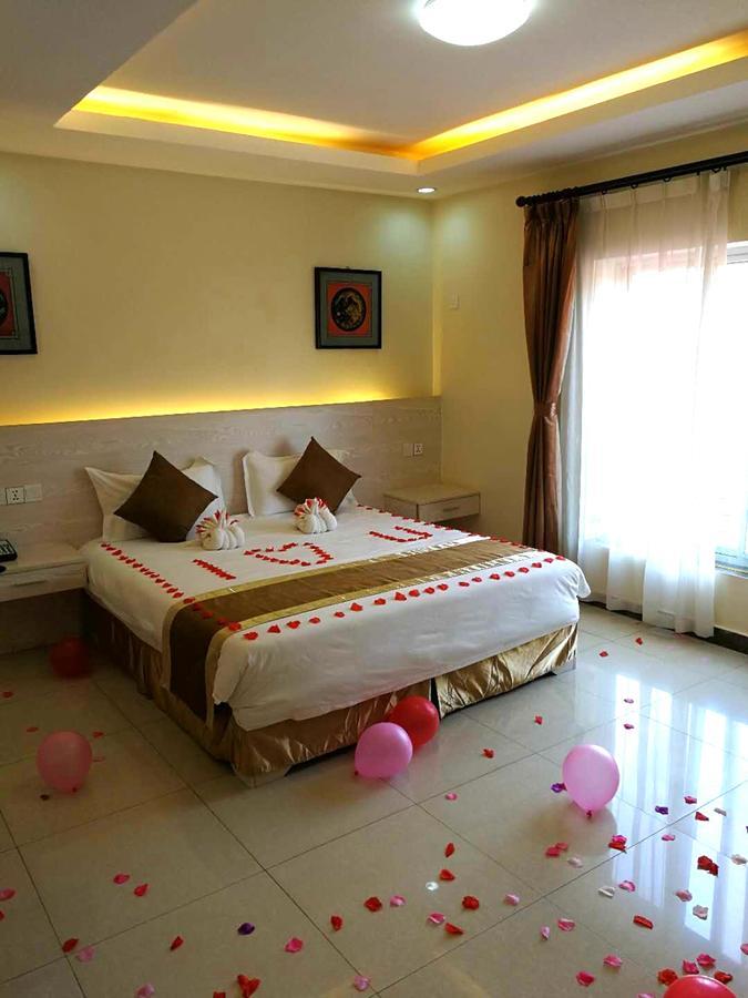 Nanjing Restaurant & Motel 坎帕拉 客房 照片